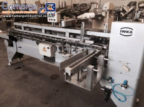 Encartuchadora vertical autom�tica IWKA