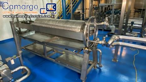 Filtro prensa em a�o inox com 45 placas Star Systems