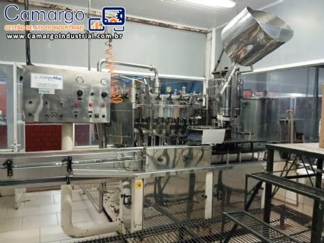 Envasadora rotativa inox para carbonatados bebidas com g�s refrigerantes 30 bicos CompoMaq com tampadora
